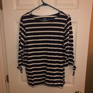 Navy/white striped top